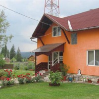 Отель Kaffai Panzio в городе Izvoru Muresului, Румыния