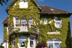 Отель Hotel Pellmuhle Jever в городе Йевер, Германия