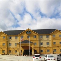 Отель La Quinta Inn & Suites Ada в городе Ада, США