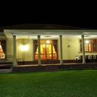 Отель Lake View Bungalow Yala в городе Яла, Шри-Ланка