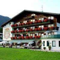 Отель Hotel Alphof Kirchdorf in Tirol в городе Кирхдорф, Австрия
