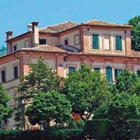 Отель Marchese del Grillo в городе Фабриано, Италия
