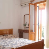 Отель Solomos Apartments в городе Vlachata, Греция