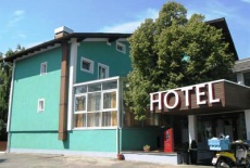 Отель Hotel Restaurant Holzinger в городе Трайскирхен, Австрия