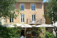 Отель La Farigoule Hotel Sainte-Cecile-les-Vignes в городе Сент-Сесиль-Ле-Винь, Франция