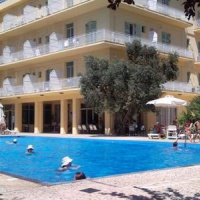 Отель Nireus Hotel в городе Неа Макри, Греция