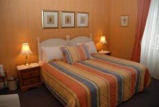 Отель Backmarch House Bed and Breakfast Dunfermline в городе Росайт, Великобритания
