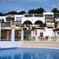 Отель Pims в городе Санта-Эулалия-дель-Рио, Испания