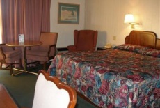 Отель Red Carpet Inn Bristol в городе Лебанон, США