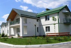 Отель Отель Озерный край в городе Пустомыты, Украина