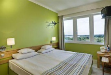 Отель Hotel Marina Beach Resort All Inclusive в городе Печей, Венгрия