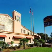 Отель BEST WESTERN NE Mall Inn & Suites Fort Worth в городе Херст, США