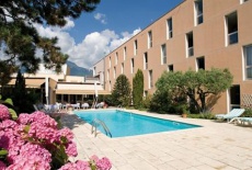 Отель Best Western Hotel Dauphitel в городе Эшироль, Франция