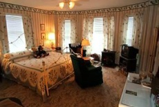Отель Gallets House Bed and Breakfast Inn в городе Аллегани, США