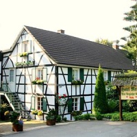 Отель Hotel Meyer Alter Bergischer Gasthof в городе Кюртен, Германия