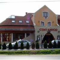 Отель Ciao Amico Panzio в городе Сомбатхей, Венгрия
