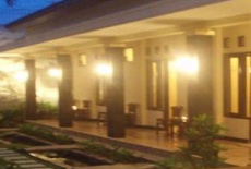 Отель Griya Teratai Luxury Guesthouse and Spa Solo в городе Суракарта, Индонезия