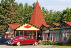 Отель Red Top Motor Inn в городе Huron Shores, Канада