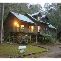 Отель Barrington Wilderness Cedar Lodge в городе Маппи, Австралия