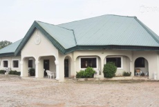 Отель Famvar Guest House в городе Обуду, Нигерия