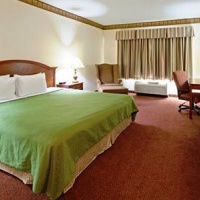 Отель Country Inn & Suites By Carlson Coralville в городе Коралвилл, США