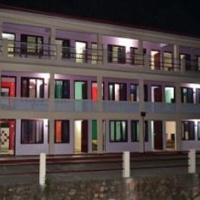 Отель New Pine Hotel в городе Алмора, Индия