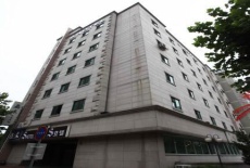 Отель S Hotel Suwon в городе Сувон, Южная Корея
