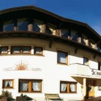 Отель Hotel-Pension Sonneck в городе Йерценс, Австрия