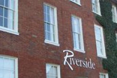Отель The Riverside Hotel Mildenhall в городе Милденхолл, Великобритания
