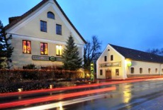 Отель Wenzels Hof в городе Гростребен-Цветау, Германия