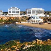 Отель Radisson Blu Resort & Spa Malta Golden Sands в городе Меллиеха, Мальта