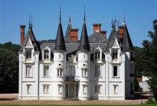 Отель Chateau de la Motte Noailly в городе Noailly, Франция