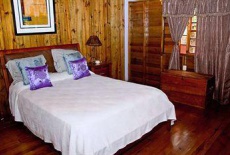 Отель Zimbali Retreats Westmoreland в городе Саванна-ла-Мар, Ямайка