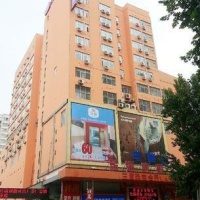 Отель Hanting Hotel Xinxiang Pingyuan Branch в городе Синьсян, Китай