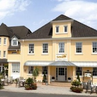 Отель Hotel Restaurant Zum Lowen Bad Salzuflen в городе Бад-Зальцуфлен, Германия