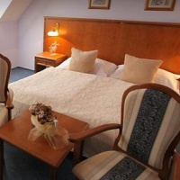 Отель Hotel Octarna в городе Кромержиж, Чехия
