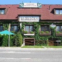 Отель Restaurace Penzion Bludicka в городе Литомишль, Чехия