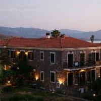 Отель Hotel Adonis Mithymna в городе Митимна, Греция