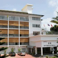 Отель Hotel SN International в городе Кумили, Индия