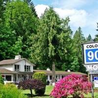 Отель Colonial 900 Motel в городе Хоп, Канада