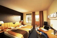 Отель Hotel Haus Am See Schleusingen в городе Шлойзинген, Германия