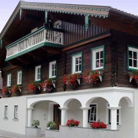 Отель Schlosserhaus Appartements в городе Ваграйн, Австрия