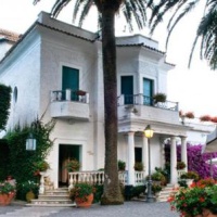 Отель Grande Albergo Miramare в городе Формия, Италия