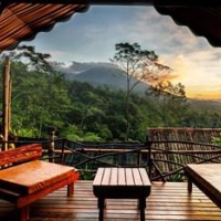 Отель Sang Giri - Mountain Tent Resort в городе Bedugul, Индонезия