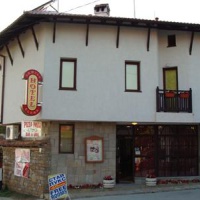Отель Elena Hotel Veliko Tarnovo в городе Арбанаси, Болгария