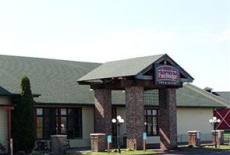 Отель HomeTown Inn & Suites в городе Бель Плейн, США