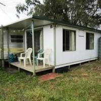 Отель Doro Tourist Farm Cabins в городе Белбро, Австралия