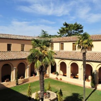 Отель Chiostro Delle Monache Hostel Volterra в городе Вольтерра, Италия