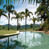 Отель Hillcrest Mount Warning View Retreat в городе Ноббис-Крик, Австралия
