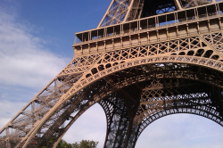 9 отелей Парижа с видом на Эйфелеву башню